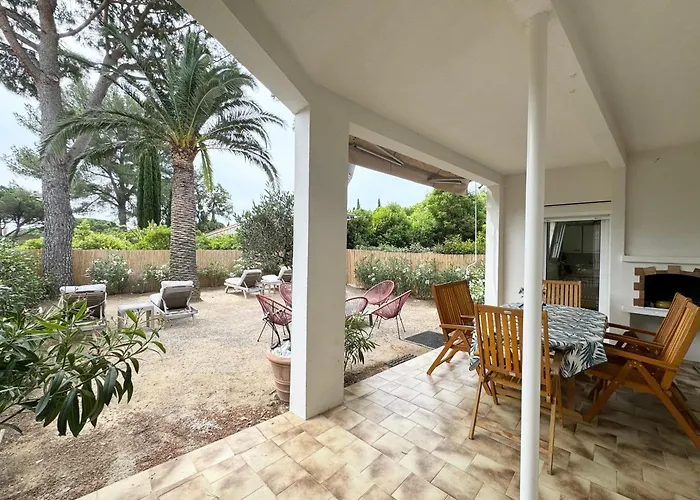 Appartement Sur Terrasse Et Jardin Privatif 400M De La Plage Et Des Commerces