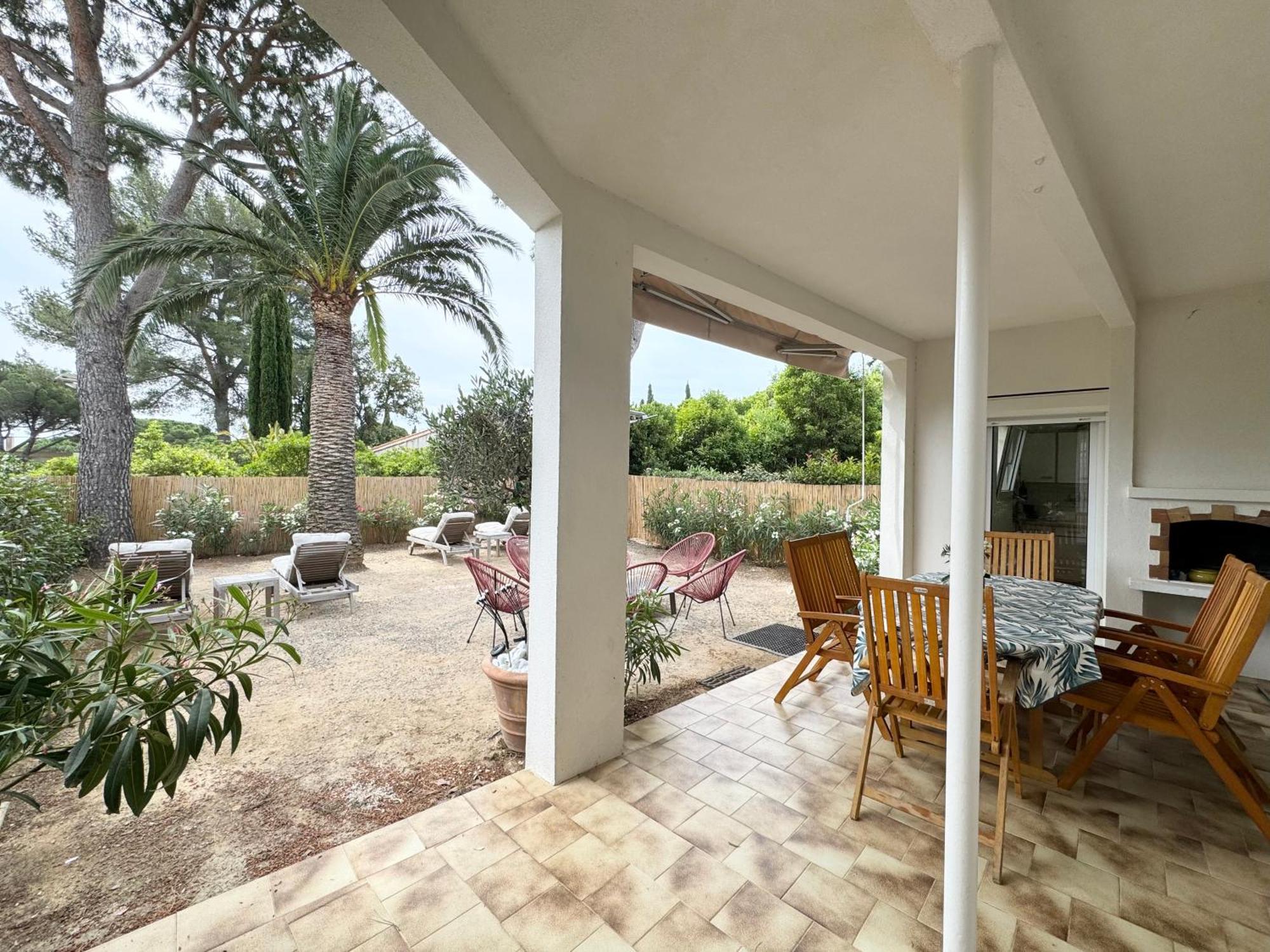 Sur Terrasse Et Jardin Privatif 400m De La Et Des Commerces *
